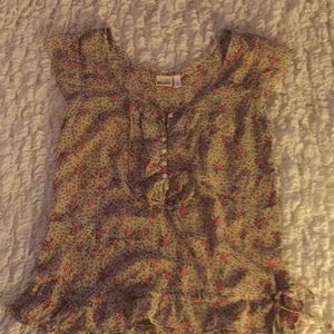 Mudd beige floral shirt with pink, green, white.